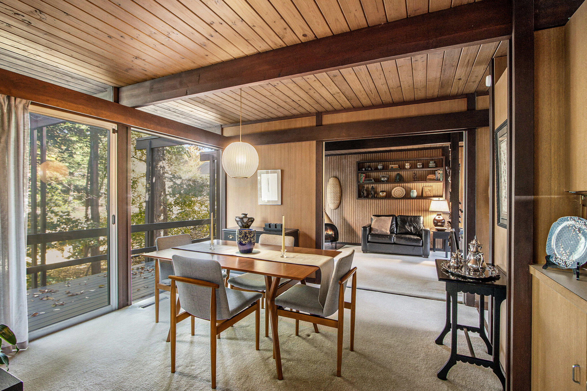 Kalamazoo, Michigan 49008, United States, 4 Bedrooms Bedrooms, ,3 BathroomsBathrooms,Residential,Active,235603