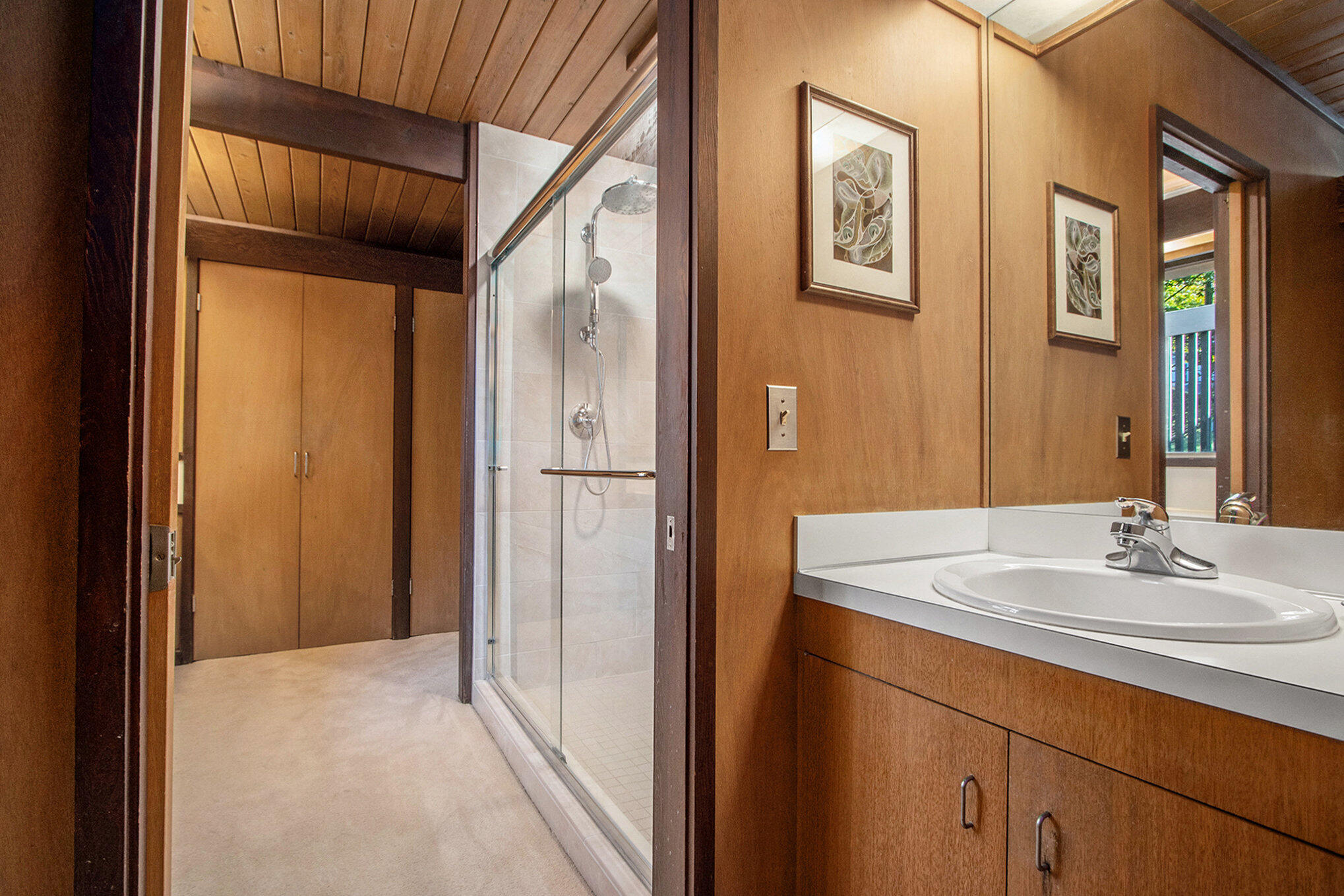 Kalamazoo, Michigan 49008, United States, 4 Bedrooms Bedrooms, ,3 BathroomsBathrooms,Residential,Active,235603