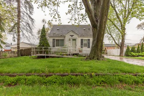 885 Hawthorne Avenue, Ypsilanti, MI 48198 - MLS#: 25021246