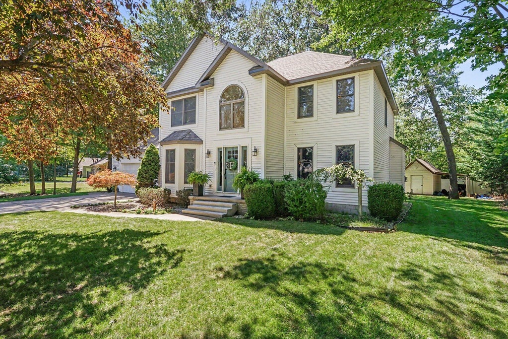 Photo of 5071 Shady Creek Drive, Muskegon, MI 49441 (MLS # 26045078)