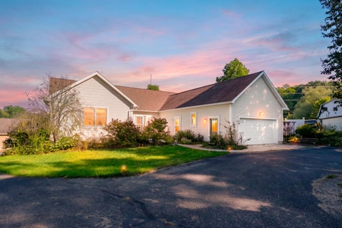 Photo for 7086 W Peck Lake Road