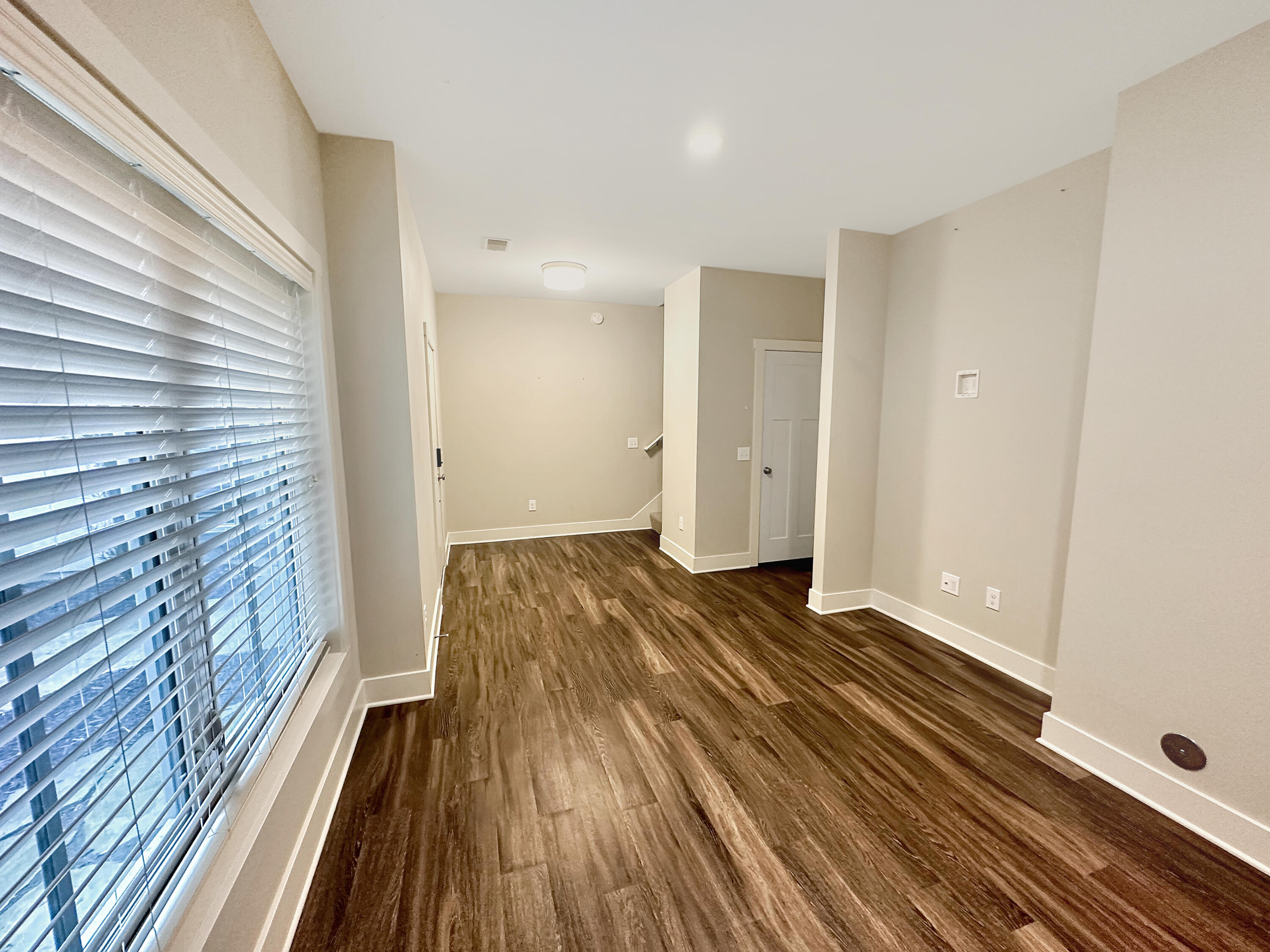 Photo 5 of 47 of 2018 Celadon Drive NE condo