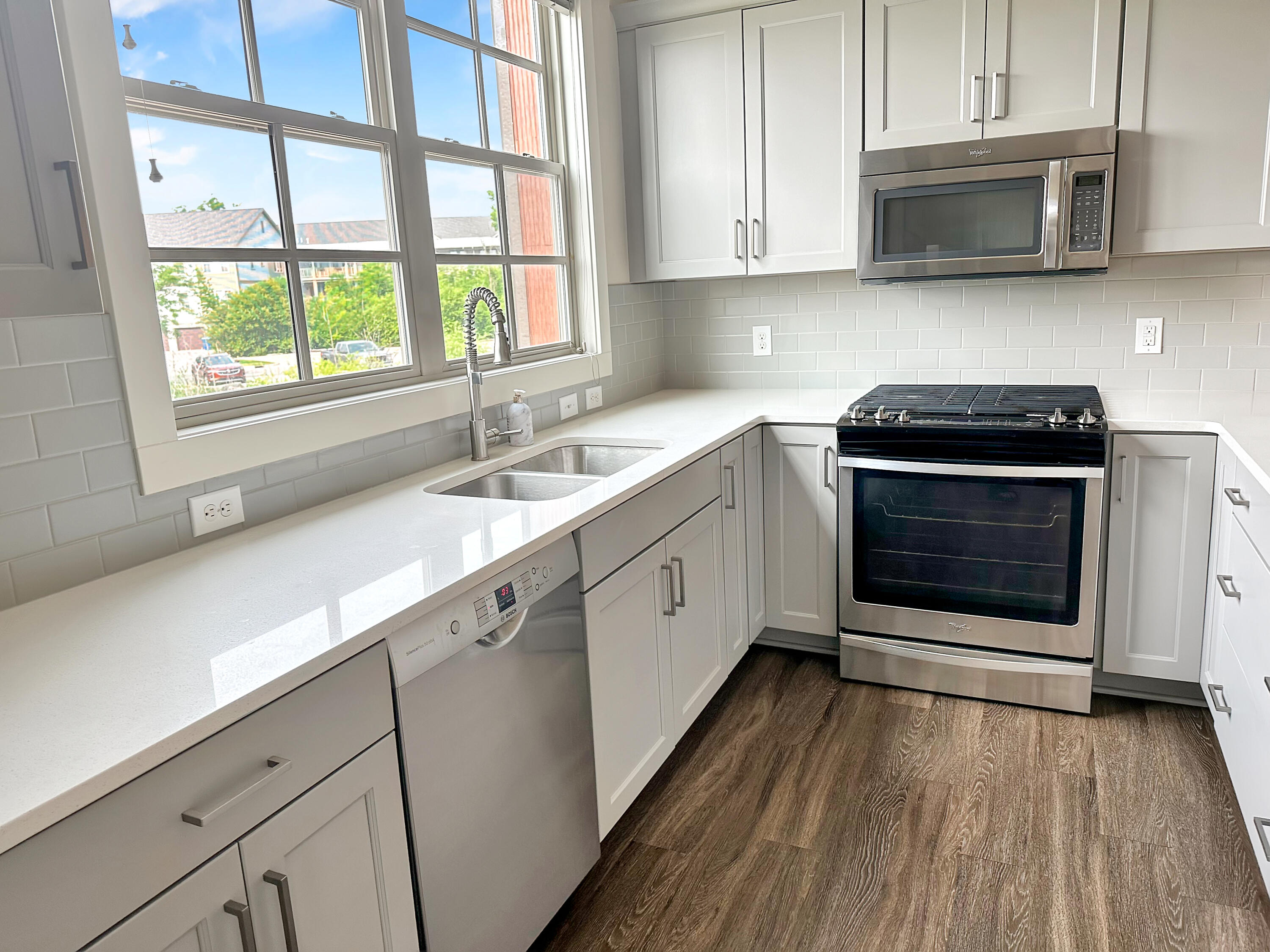 Photo 30 of 47 of 2018 Celadon Drive NE condo