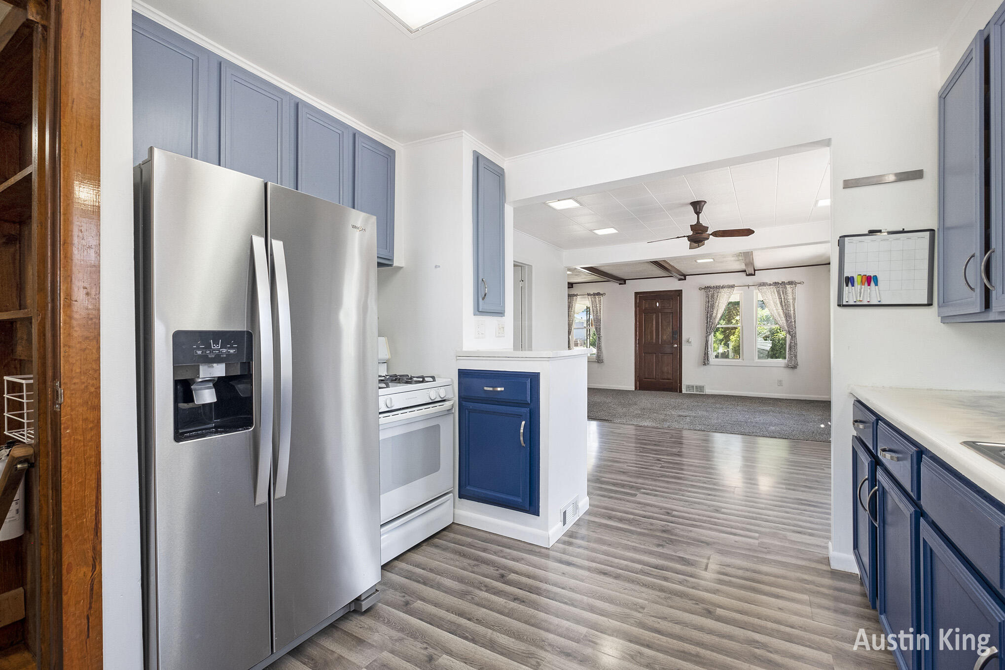 Grand Rapids, Michigan 49548, United States, 3 Bedrooms Bedrooms, ,2 BathroomsBathrooms,Residential,Pending,153343