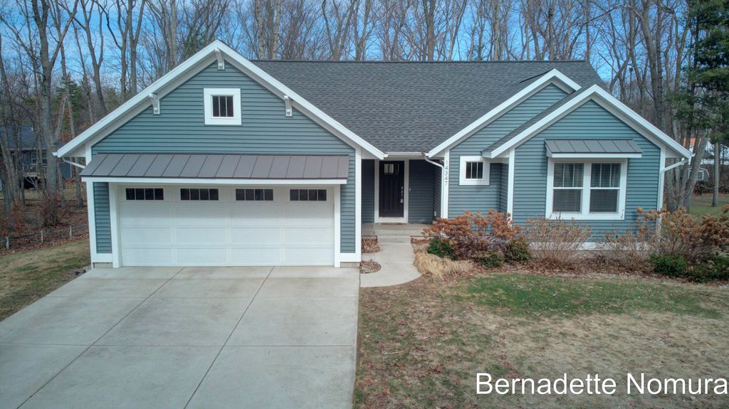 Photo of 14347 Johnson Street, Grand Haven, MI 49417 (MLS # 26016528)