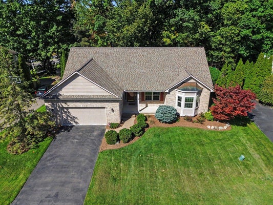 2603 RAVINESIDE LN S, HOWELL, MI 48843 - Image 7126f8405199daedecf21c6b8c3e44ee/556107167