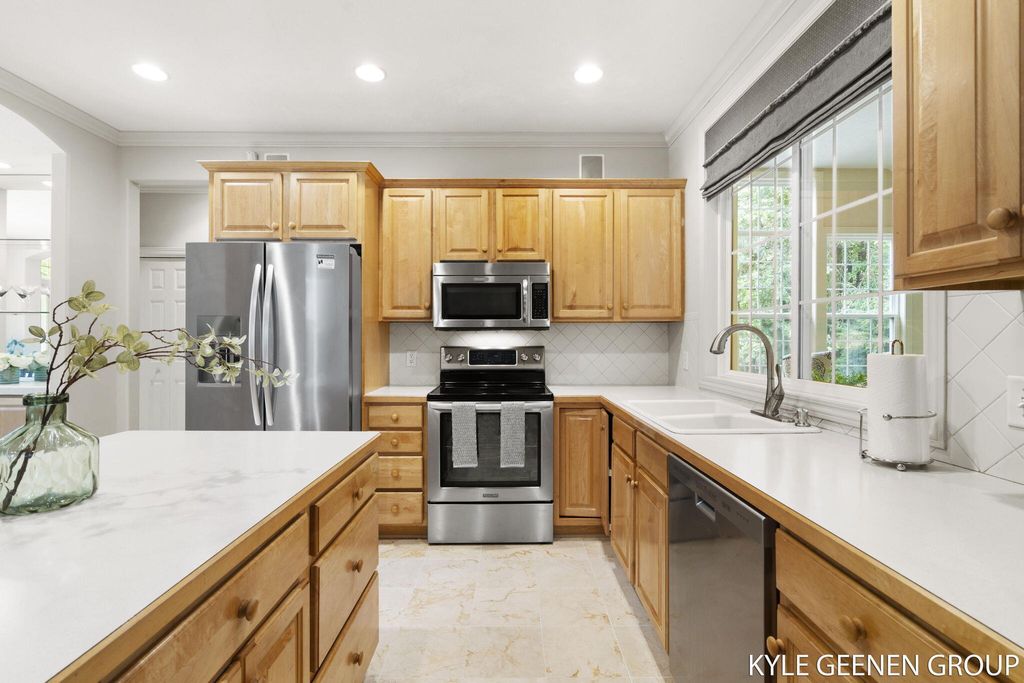Photo of 2918 Foxboro Lane, Holland, MI 49424 (MLS # 25041025)