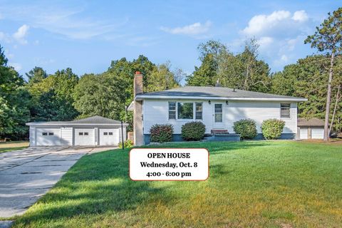 Photo of 5438 W Rasmussen Road, Ludington, MI 49431 (MLS # 25050698)