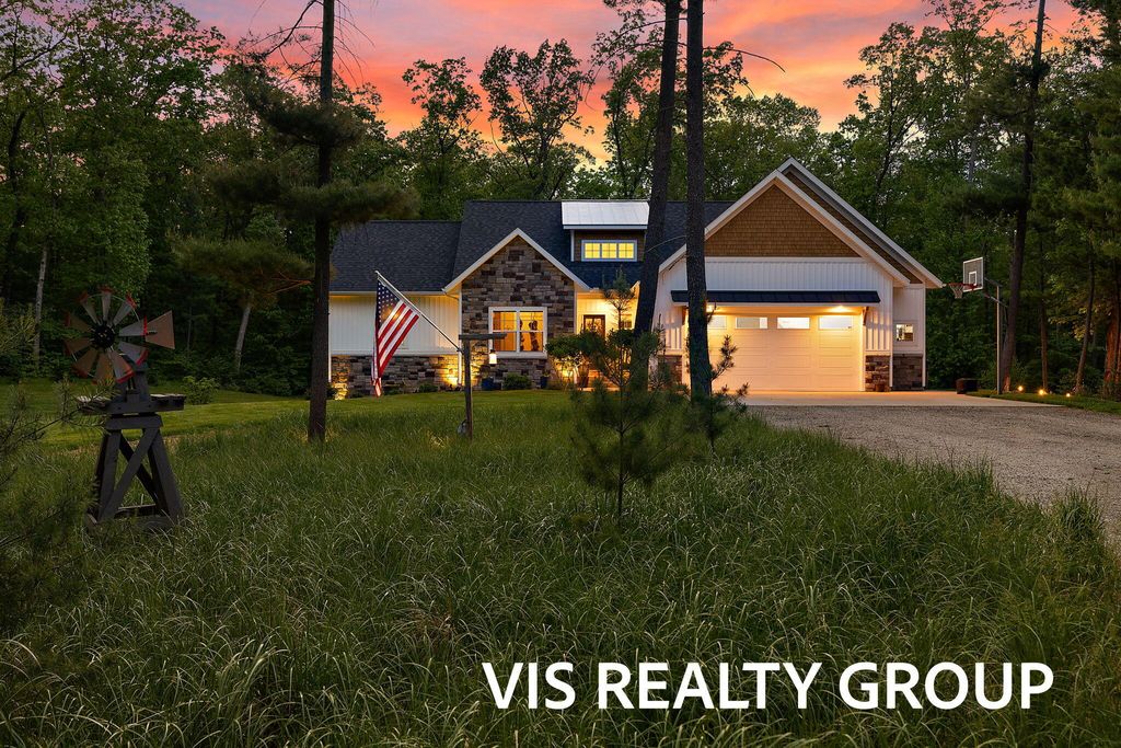 Photo of 14171 Johnson Street, Grand Haven, MI 49417 (MLS # 26025042)