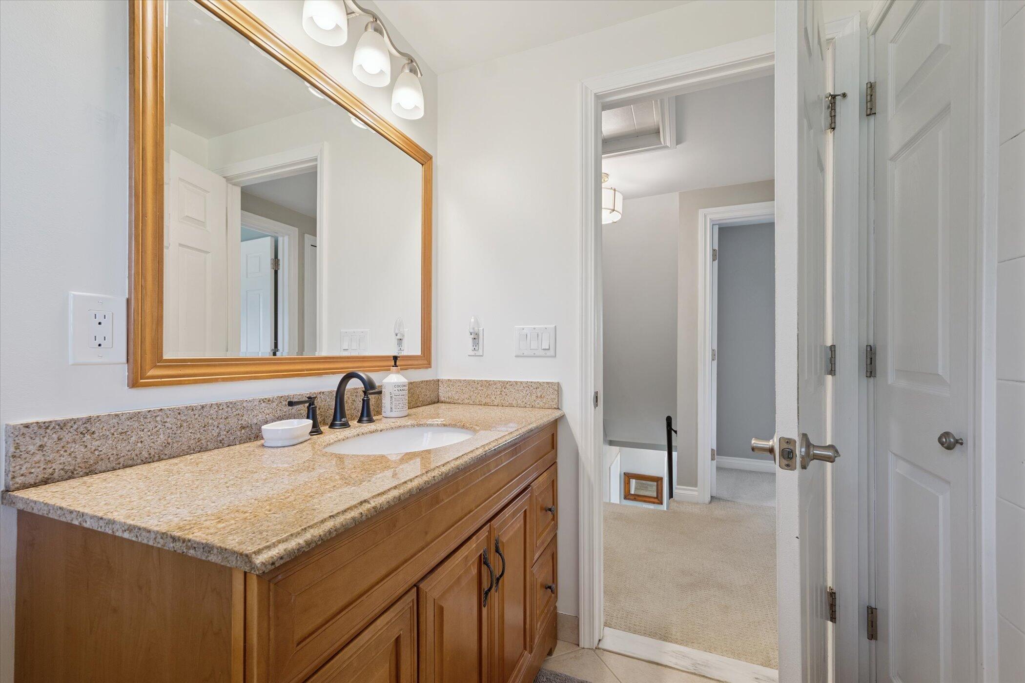 Livonia, Michigan 48152, United States, 4 Bedrooms Bedrooms, ,3 BathroomsBathrooms,Residential,Pending,203216