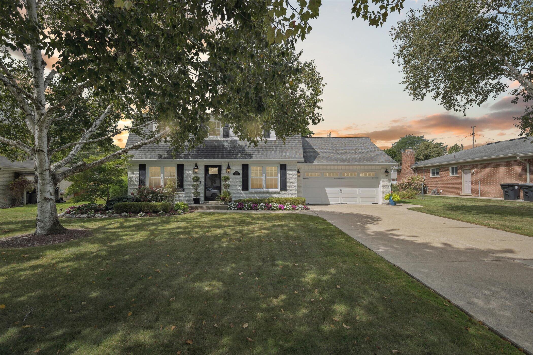 Livonia, Michigan 48152, United States, 4 Bedrooms Bedrooms, ,3 BathroomsBathrooms,Residential,Pending,203216 Livonia, Michigan 48152, United States, 4 Bedrooms Bedrooms, ,3 BathroomsBathrooms,Residential,Pending,203216