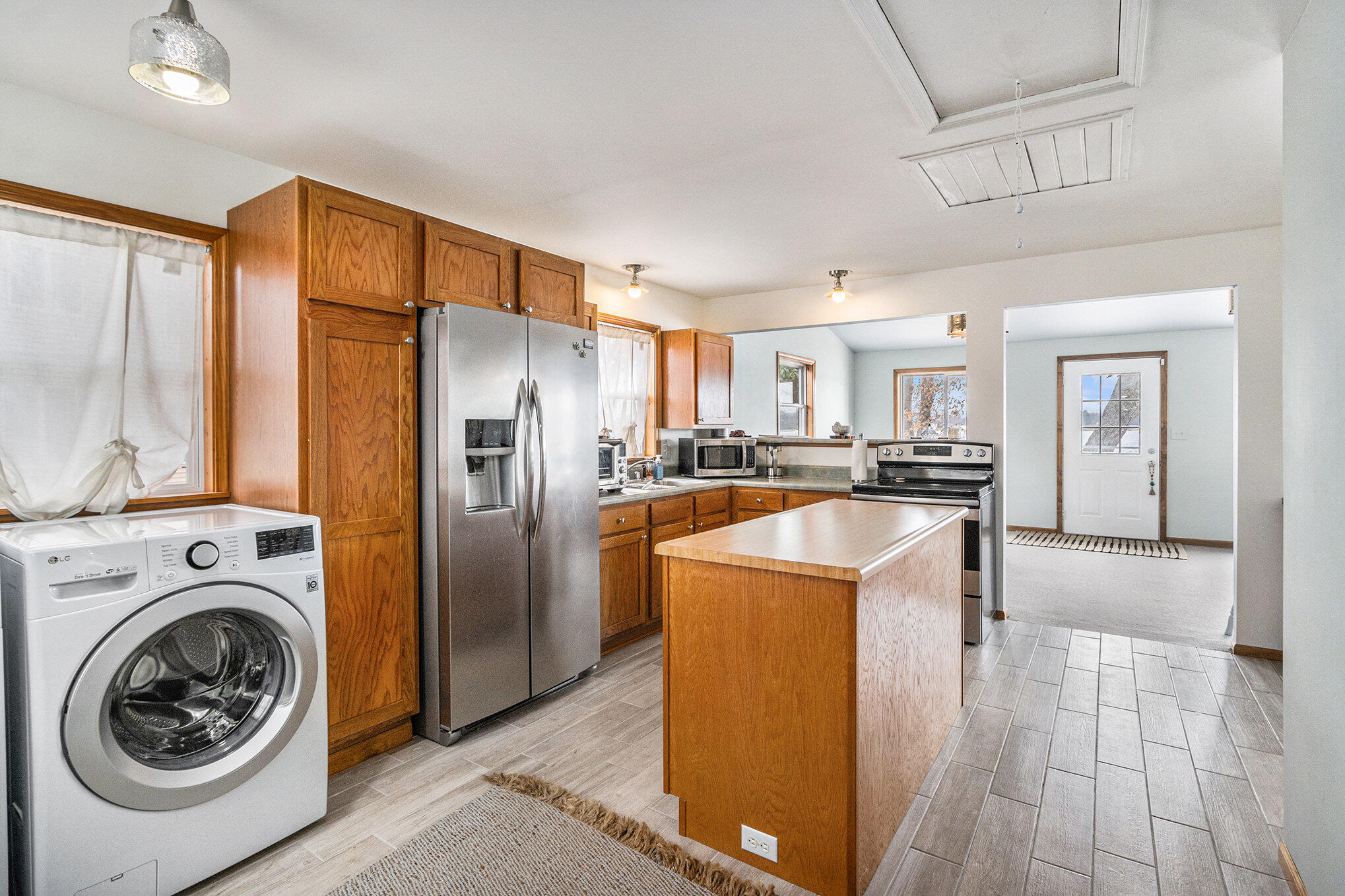 Colon, Michigan 49040, United States, 2 Bedrooms Bedrooms, ,1 BathroomBathrooms,Residential,Active,94651