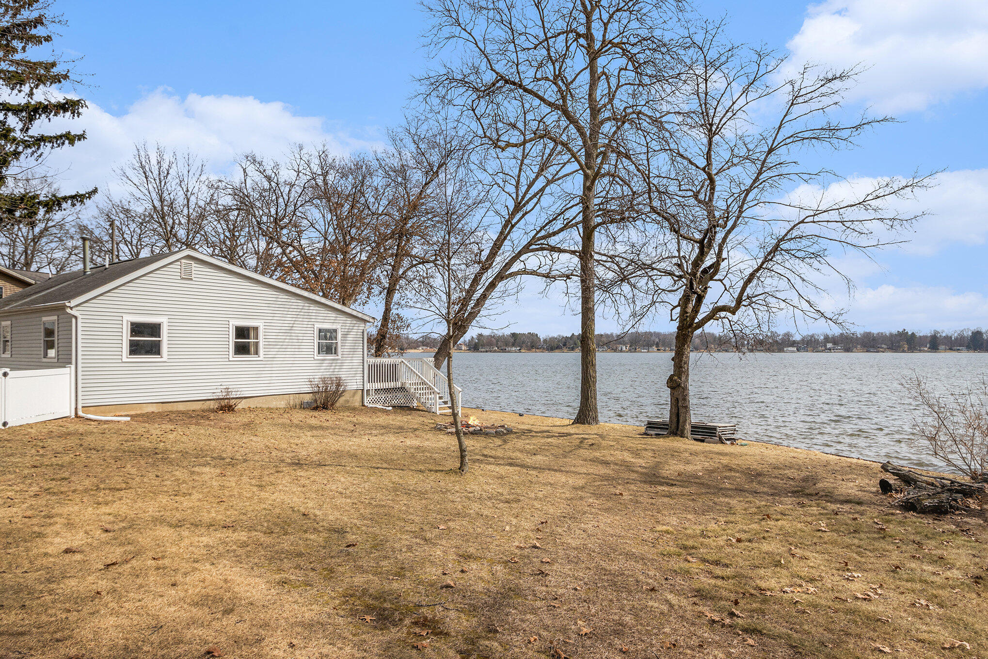 Colon, Michigan 49040, United States, 2 Bedrooms Bedrooms, ,1 BathroomBathrooms,Residential,Active,94651