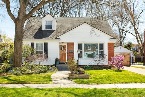 1349 Franklin Road Berkley MI 48072