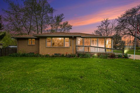 2228 Washington Avenue, St. Joseph, MI 49085 - MLS#: 25020101