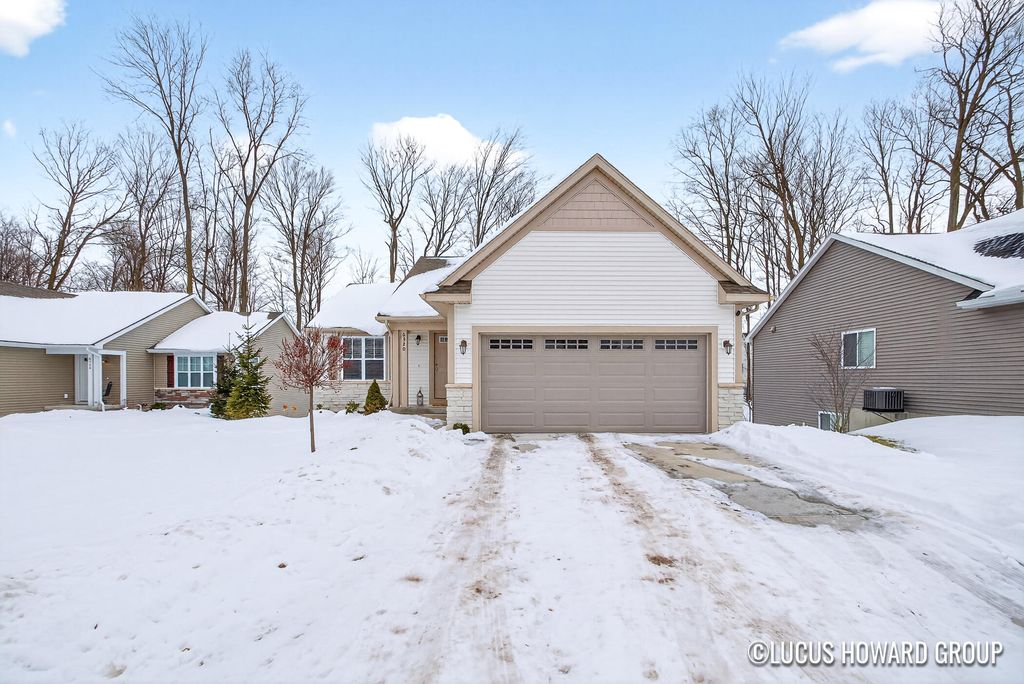 Photo of 6520 Cherry Mead Court, Caledonia, MI 49316 (MLS # 26005953)