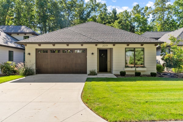 2031 OTTAWA BEACH RD, HOLLAND, MI 49424 - Image 72536f6cfae2bdba41b2d2a9f11e3b02/1156627679