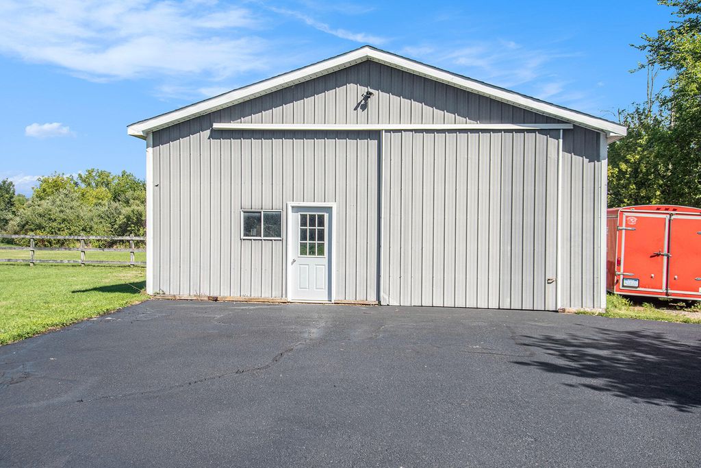 Photo of 6103 142nd Avenue, Holland, MI 49423 (MLS # 25040616)