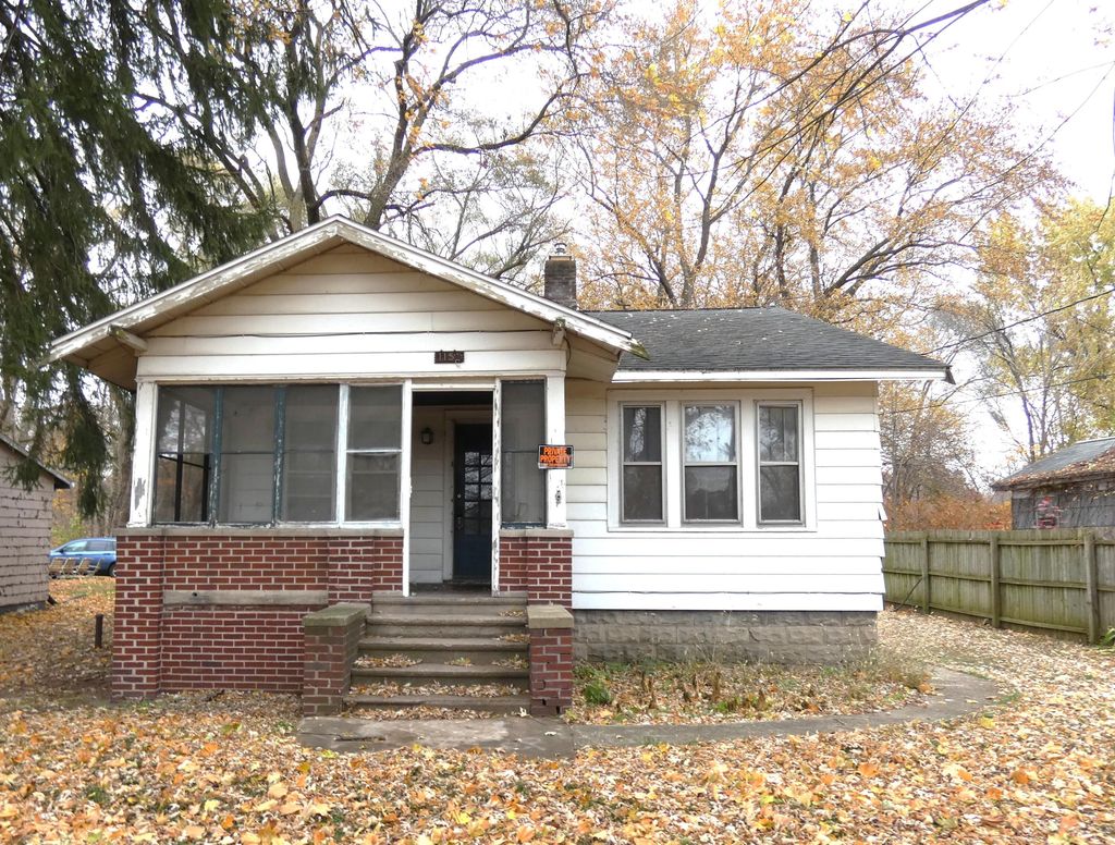 Photo of 1153 Coolidge Avenue, Benton Harbor, MI 49022 (MLS # 25058565)