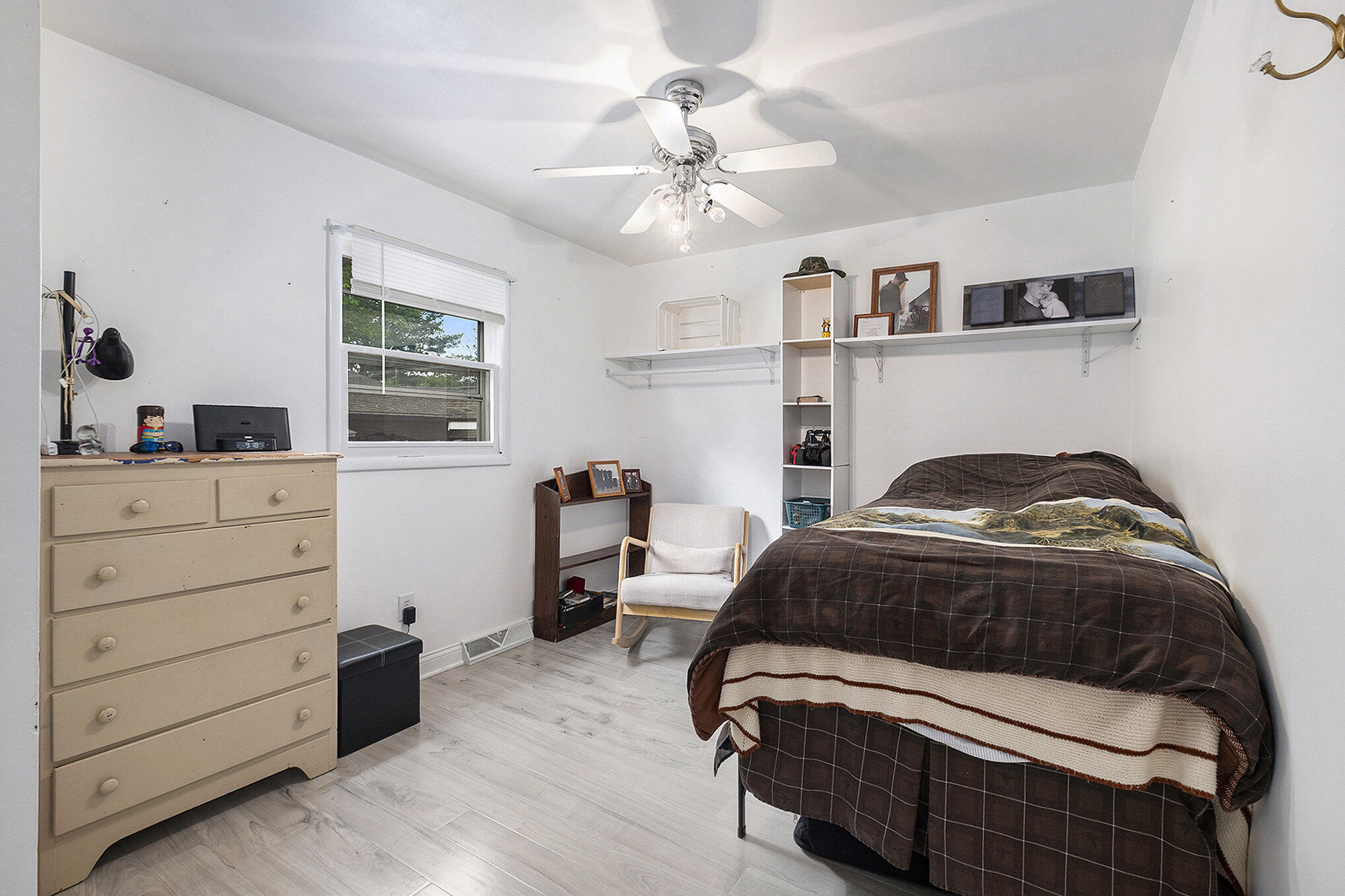 Gowen, Michigan 49326, United States, 2 Bedrooms Bedrooms, ,1 BathroomBathrooms,Residential,Pending,141093