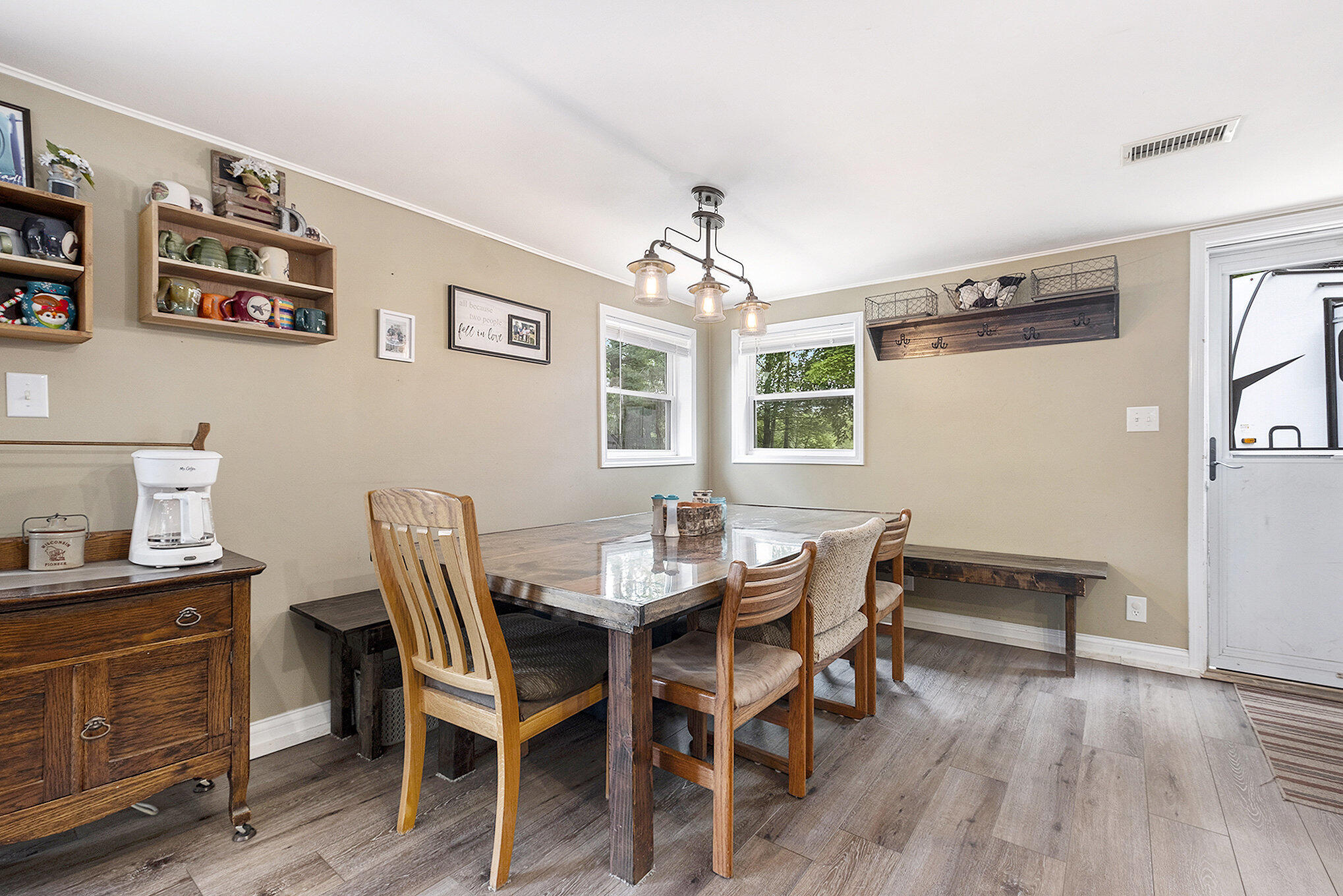 Gowen, Michigan 49326, United States, 2 Bedrooms Bedrooms, ,1 BathroomBathrooms,Residential,Pending,141093