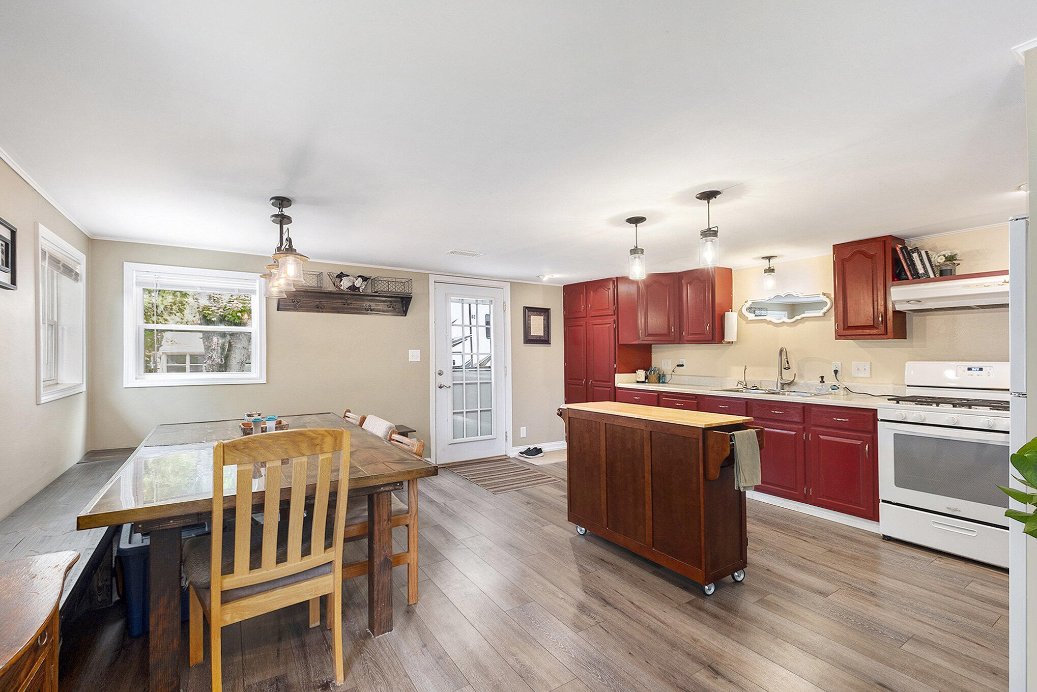 Gowen, Michigan 49326, United States, 2 Bedrooms Bedrooms, ,1 BathroomBathrooms,Residential,Pending,141093