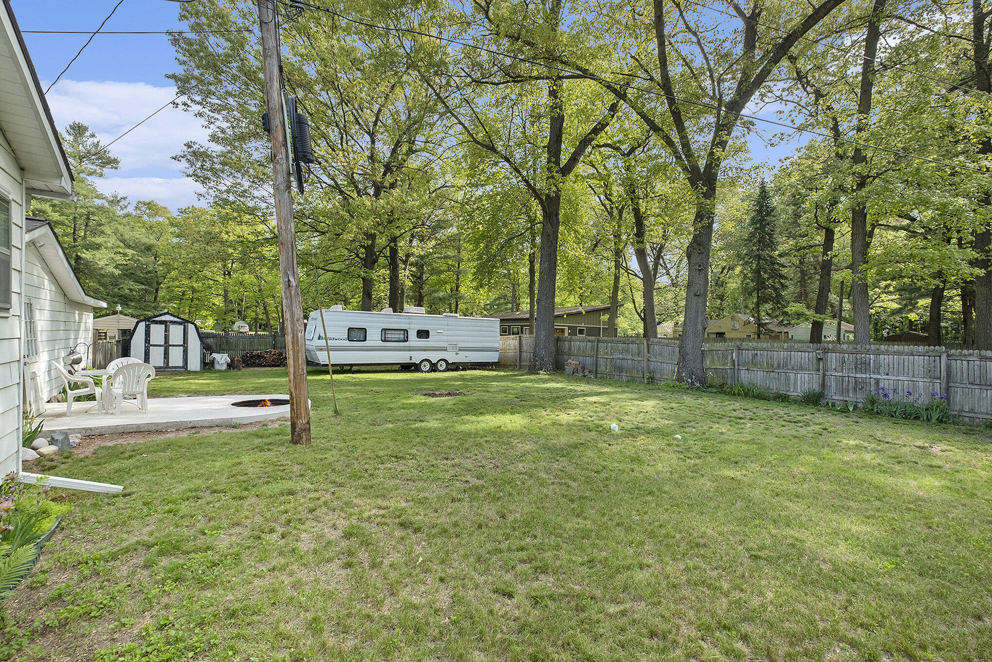 Gowen, Michigan 49326, United States, 2 Bedrooms Bedrooms, ,1 BathroomBathrooms,Residential,Pending,141093