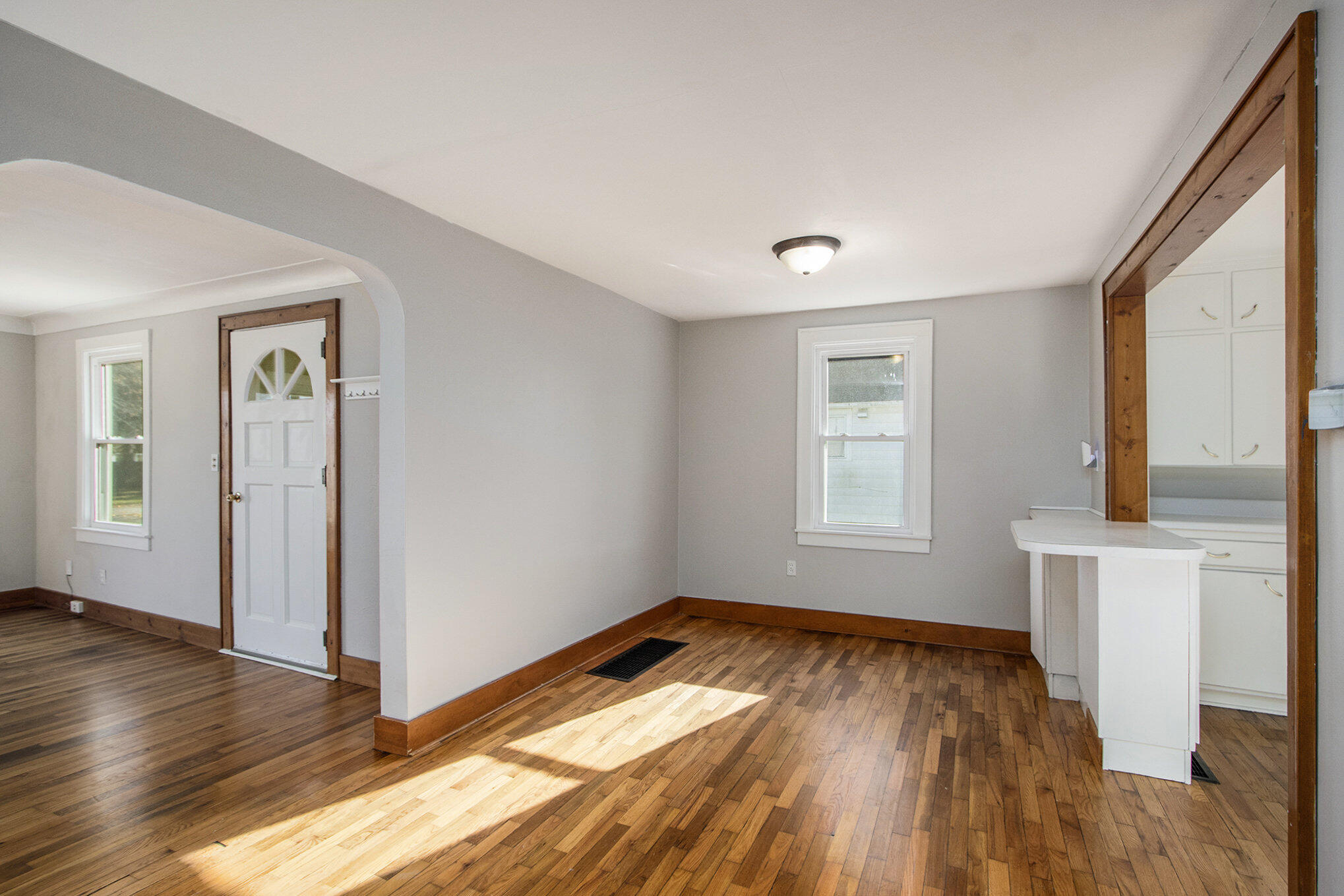 Portage, Michigan 49024, United States, 2 Bedrooms Bedrooms, ,1 BathroomBathrooms,Residential,Active,245088