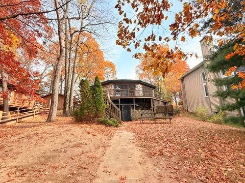 Photo of 11714 Bradley Drive, Jerome, MI 49249 (MLS # 25037362)