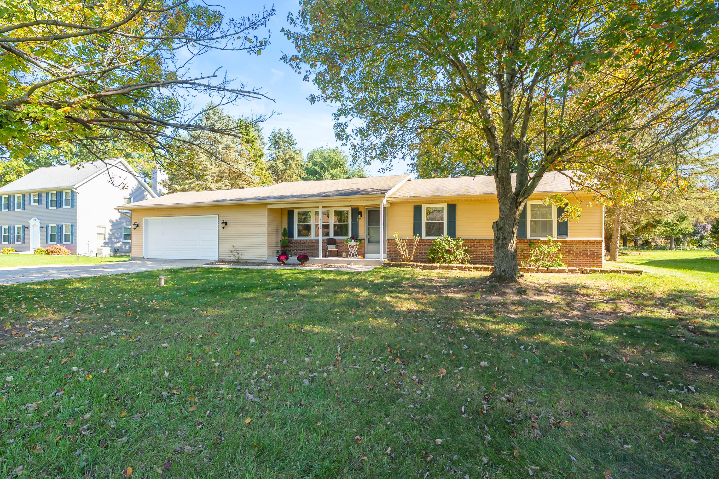 48559 Hickory Lane