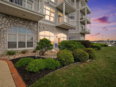 Photo of 300 S Rath Avenue #22, Ludington, MI 49431 (MLS # 26028178)