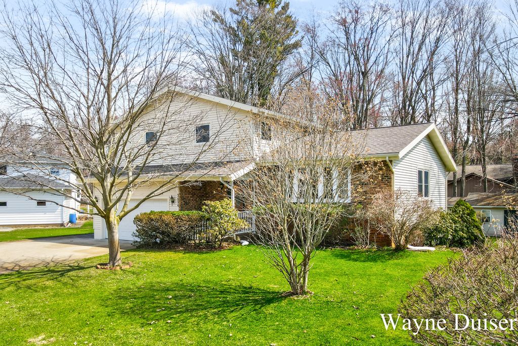 Photo of 3434 Padelt Street, Muskegon, MI 49441 (MLS # 26013957)