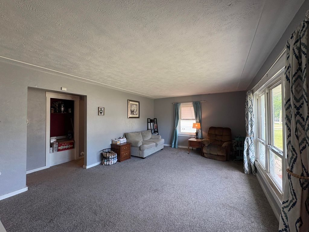 Photo of 3062 Eastland Road, Muskegon, MI 49441 (MLS # 26027558)