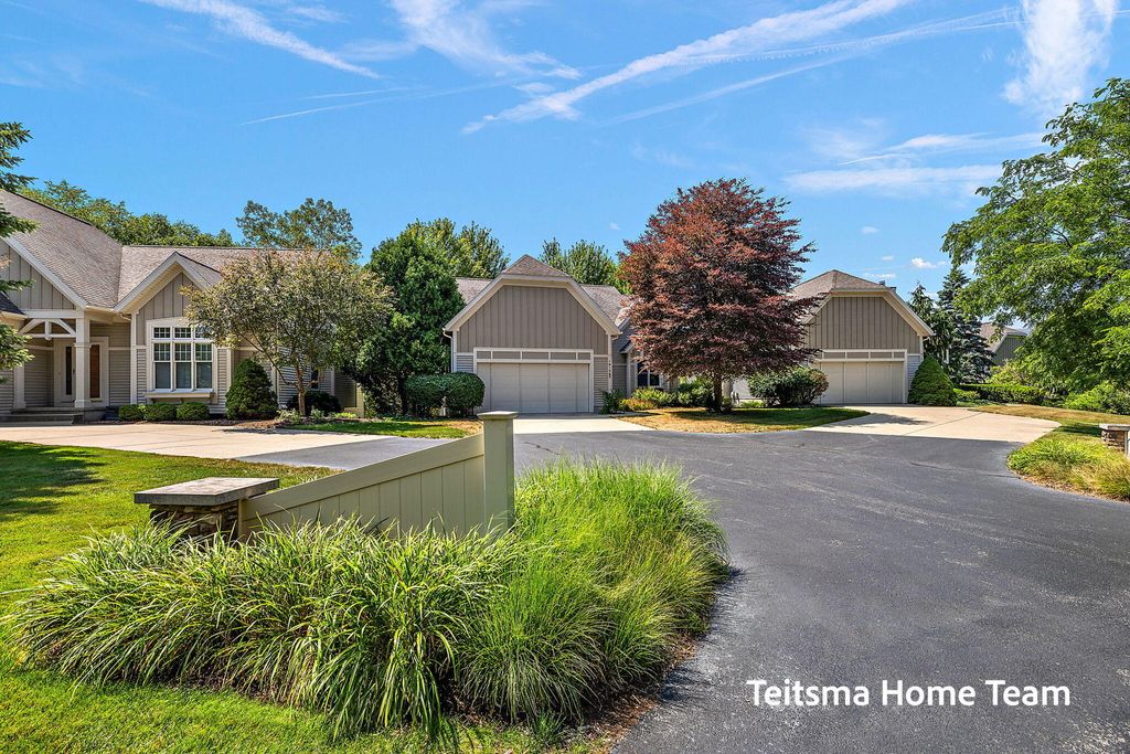 Photo of 18139 Lost Creek Lane, Spring Lake, MI 49456 (MLS # 25036466)