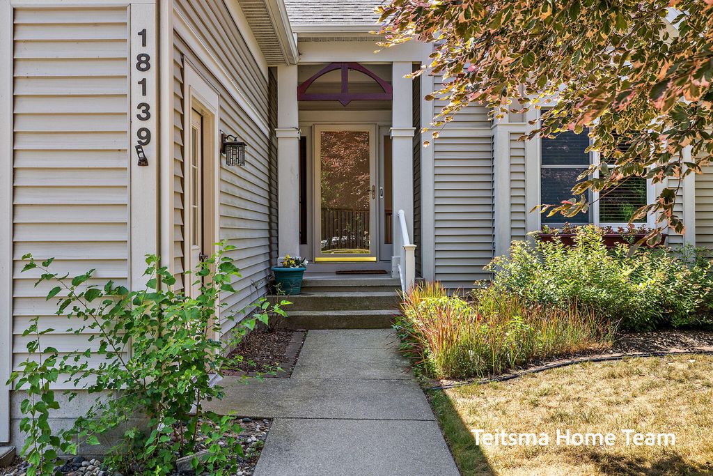 Photo of 18139 Lost Creek Lane, Spring Lake, MI 49456 (MLS # 25036466)