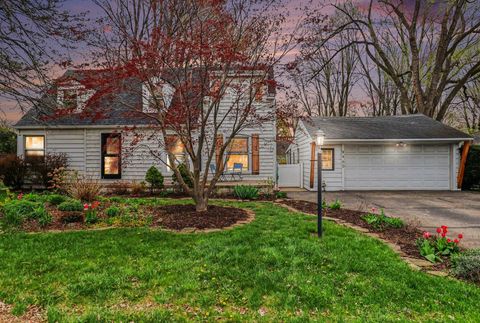 Photo of 9460 Brookline Avenue, Plymouth, MI 48170 (MLS # 26017336)