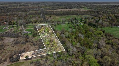 Photo of 37103 CR 390, Gobles, MI 49055 (MLS # 26017333)