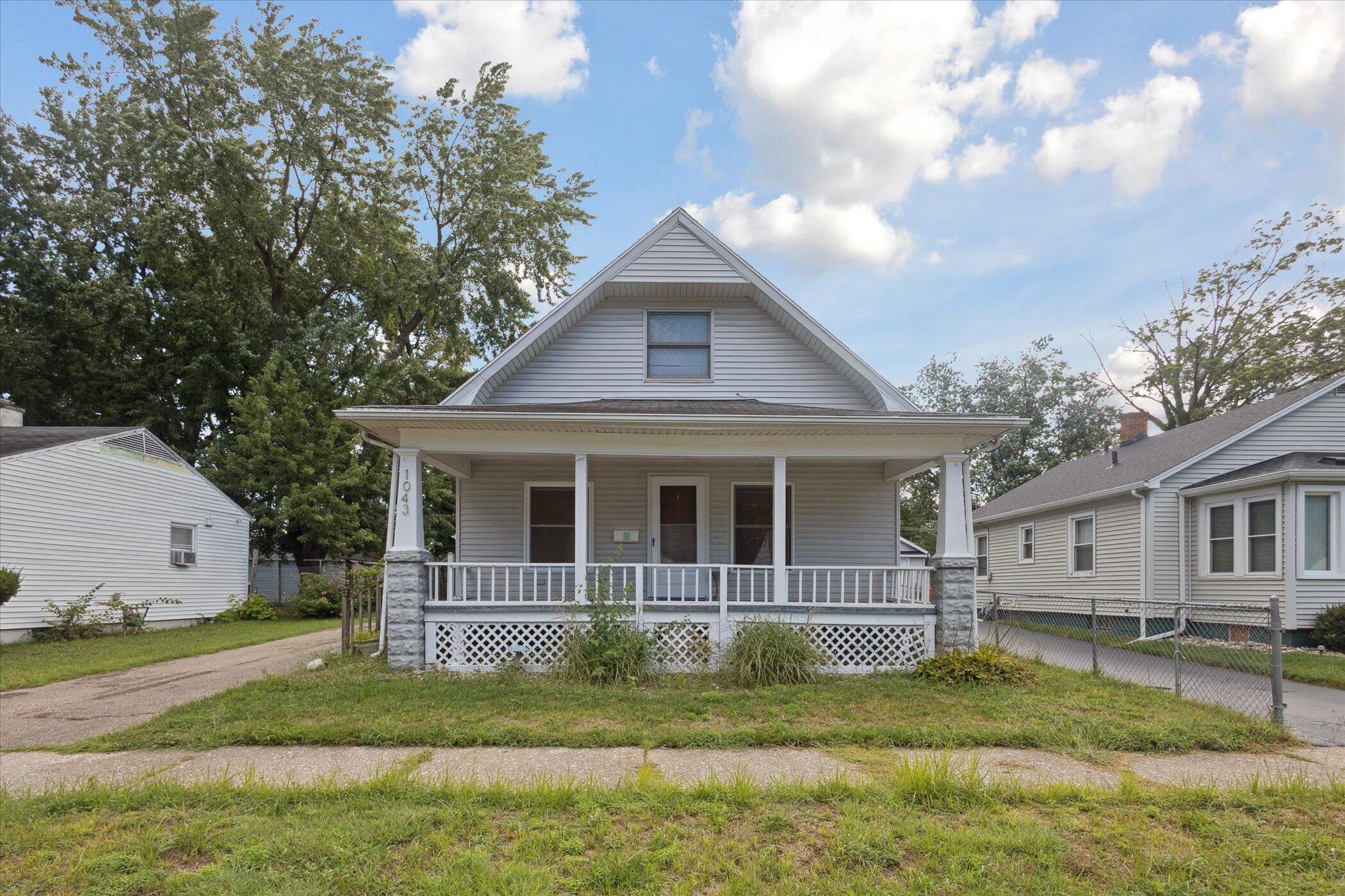 1043 Jennings Avenue