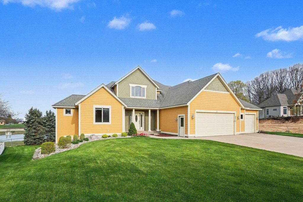 Photo of 2213 N Bristol Street, Holland, MI 49424 (MLS # 26018290)