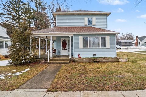 Photo of 424 S Dryden Street, Hart, MI 49420 (MLS # 26006443)