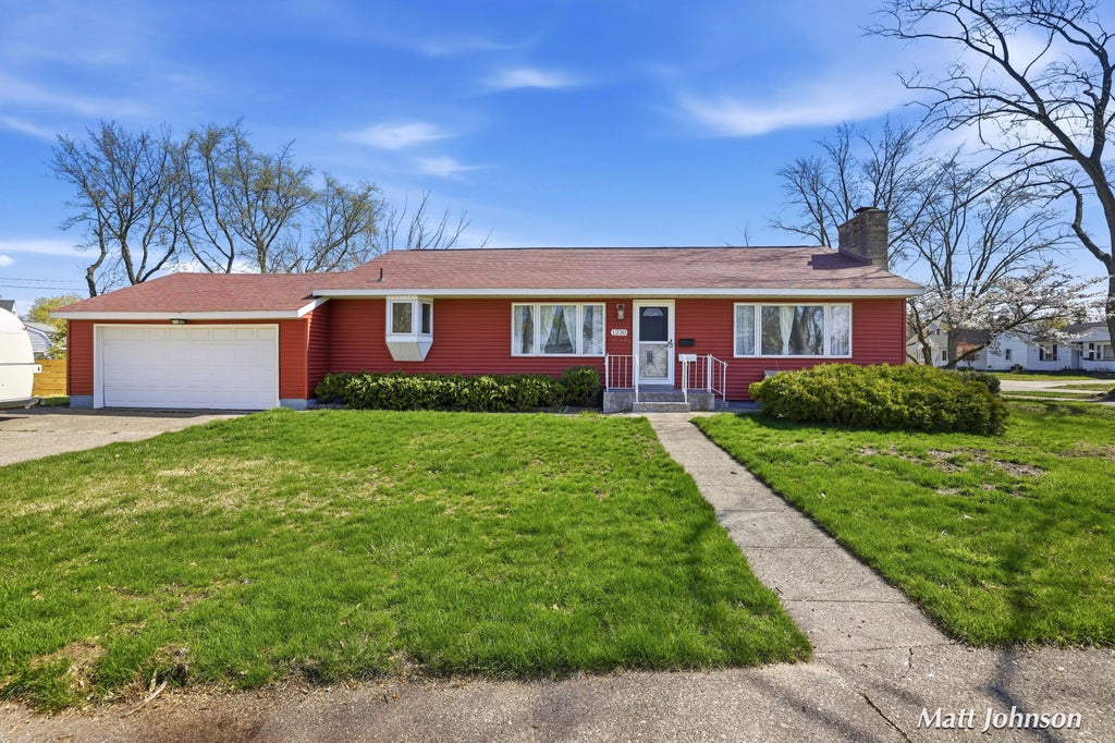 Photo of 1230 Princeton Road, Muskegon, MI 49441 (MLS # 26017159)