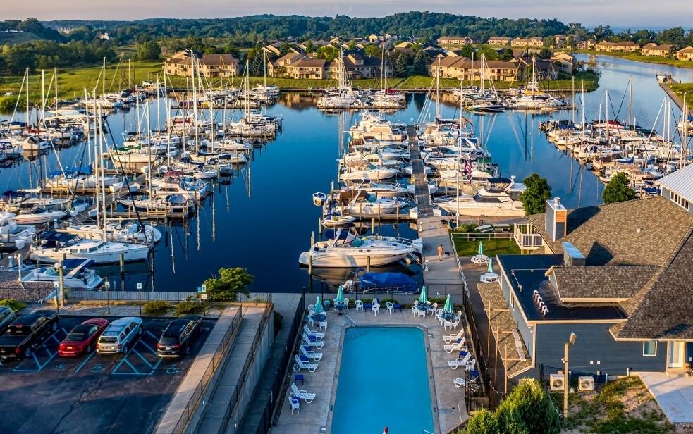 Marina