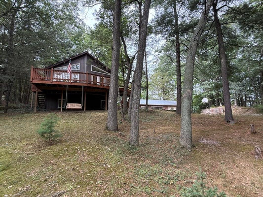 5700 LAKESHORE CT, PENTWATER, MI 49449 - Image 74ee57f8e8d196895c7b41c626ded39b/3368589092