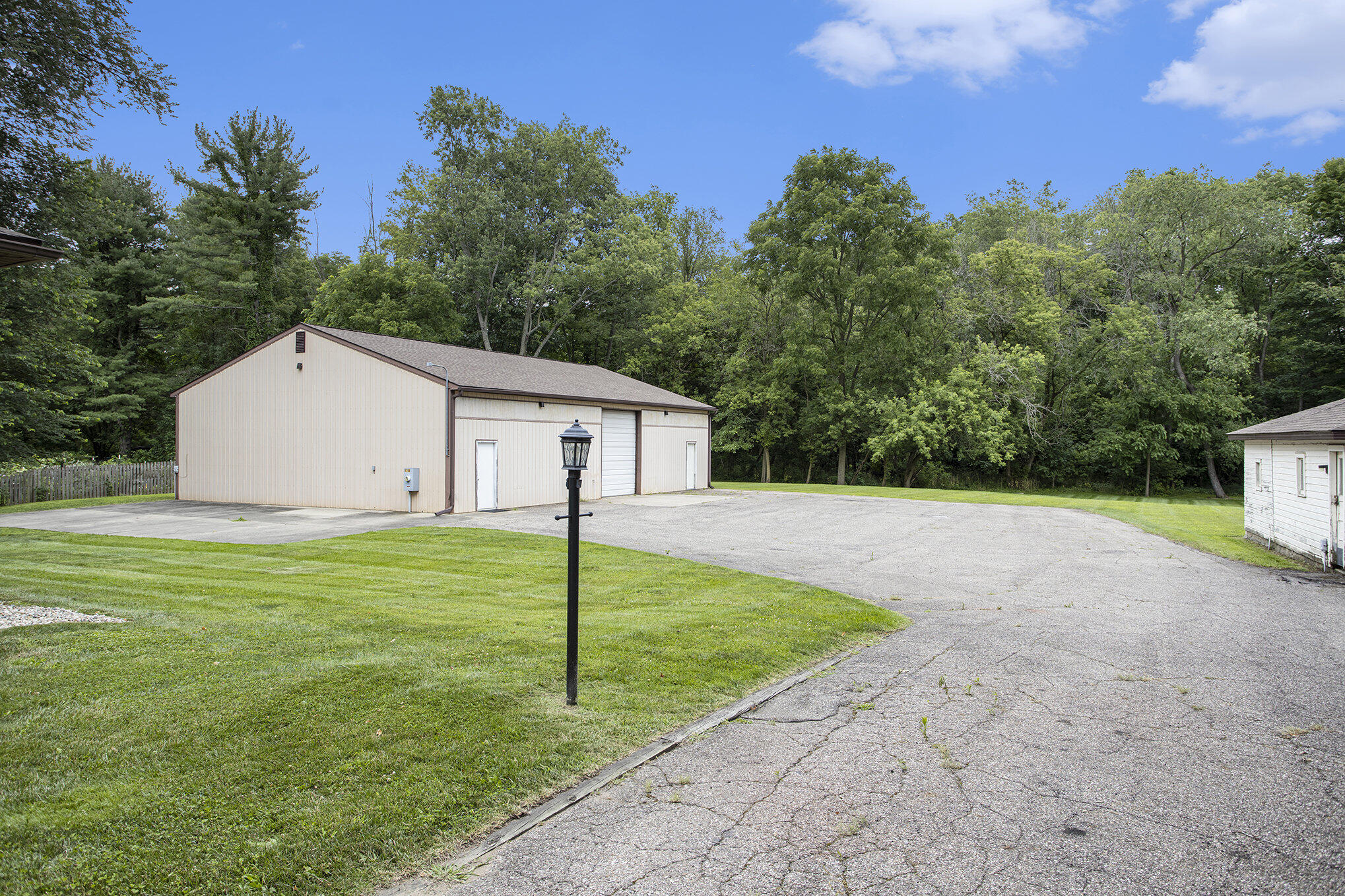 Richland, Michigan 49083, United States, ,2 BathroomsBathrooms,Commercial,Active,162840