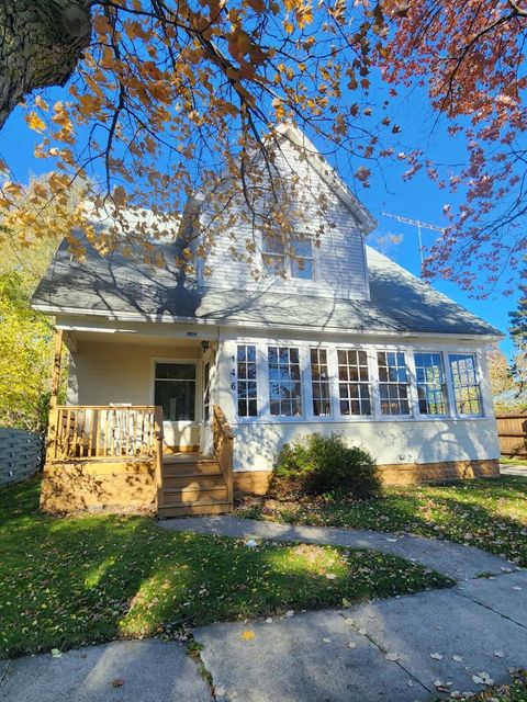 Photo of 146 Jackson Street, Manistee, MI 49660 (MLS # 25056567)