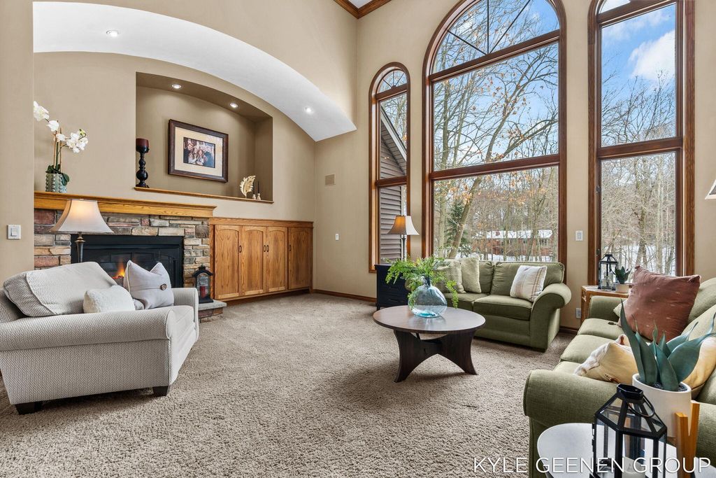 Photo of 715 Beech Creek Drive, Holland, MI 49423 (MLS # 26005724)