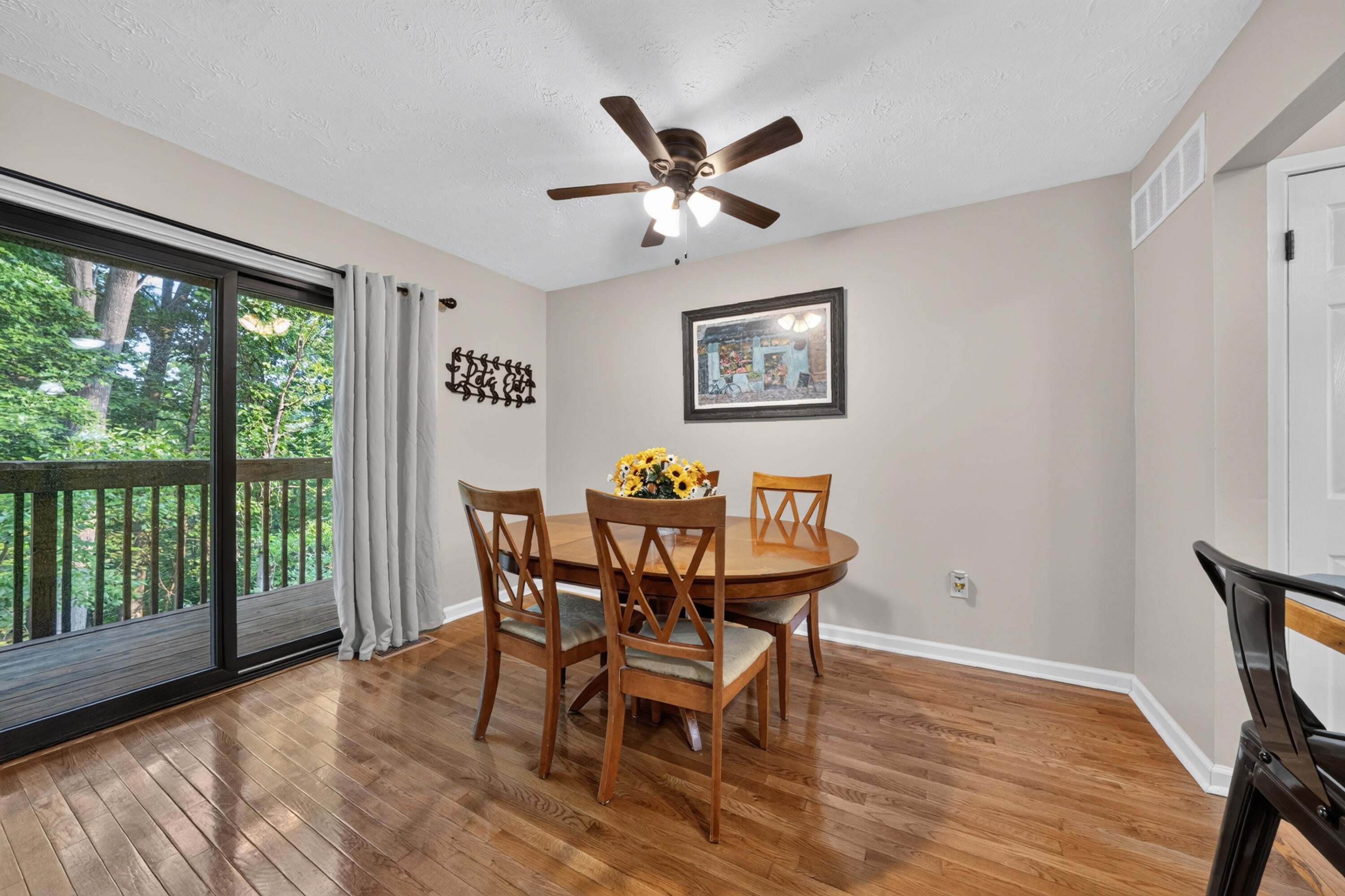 1564 Charter Oak Drive