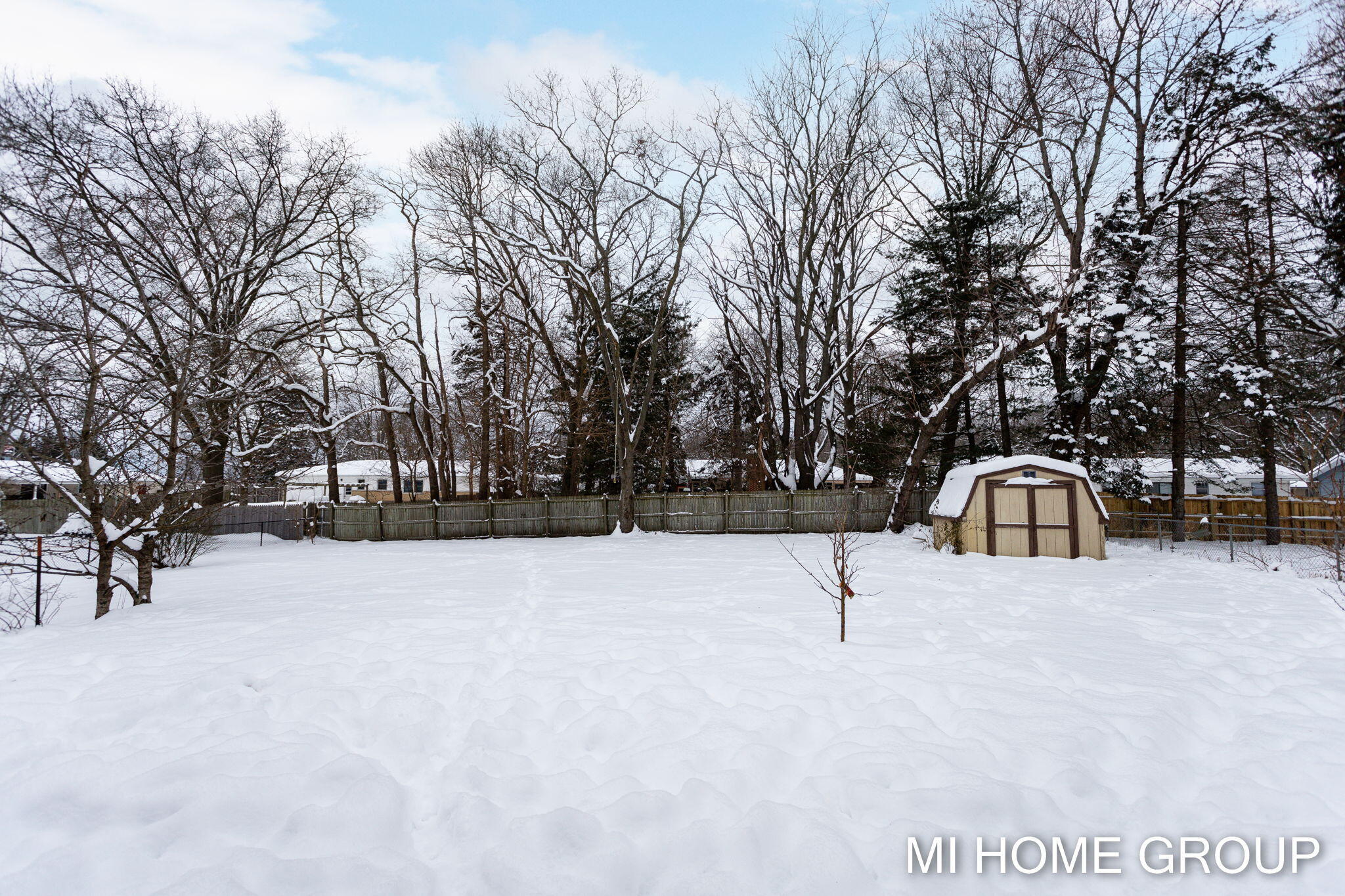 Photo 8 of 27 of 278 Eastmont Avenue house