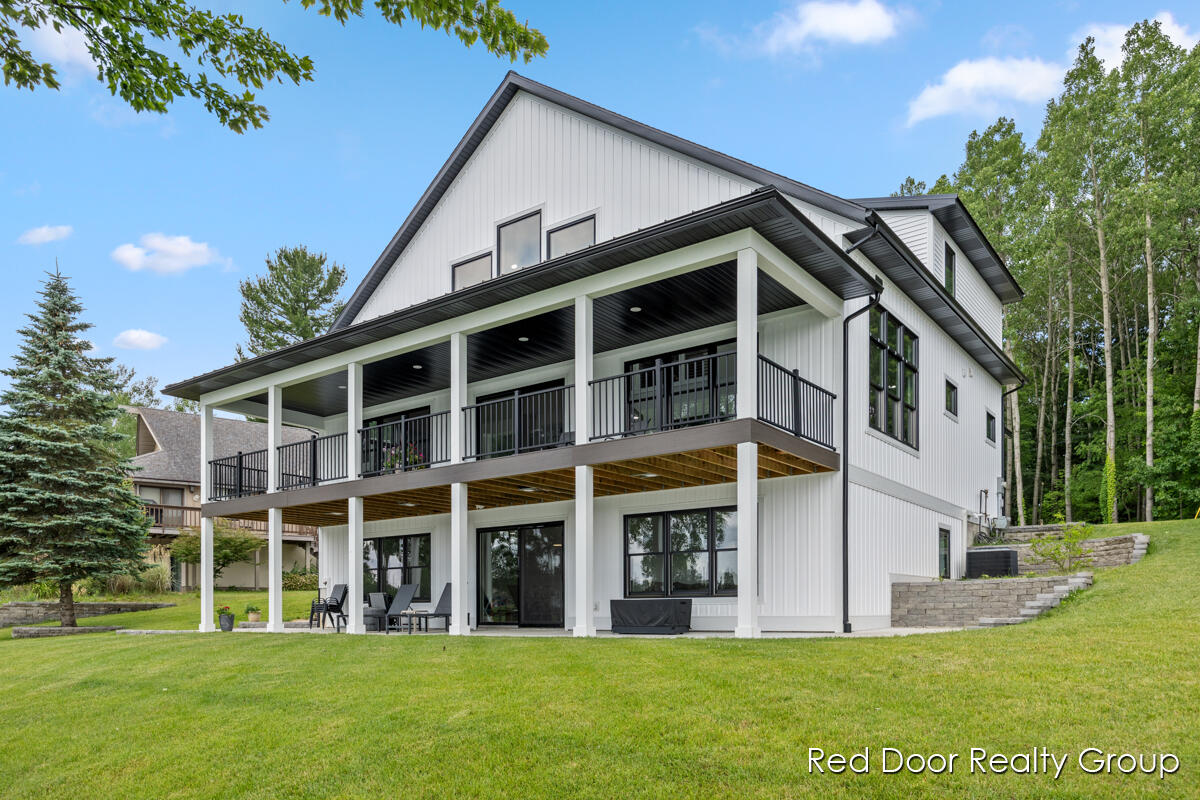 7956 Island Court
