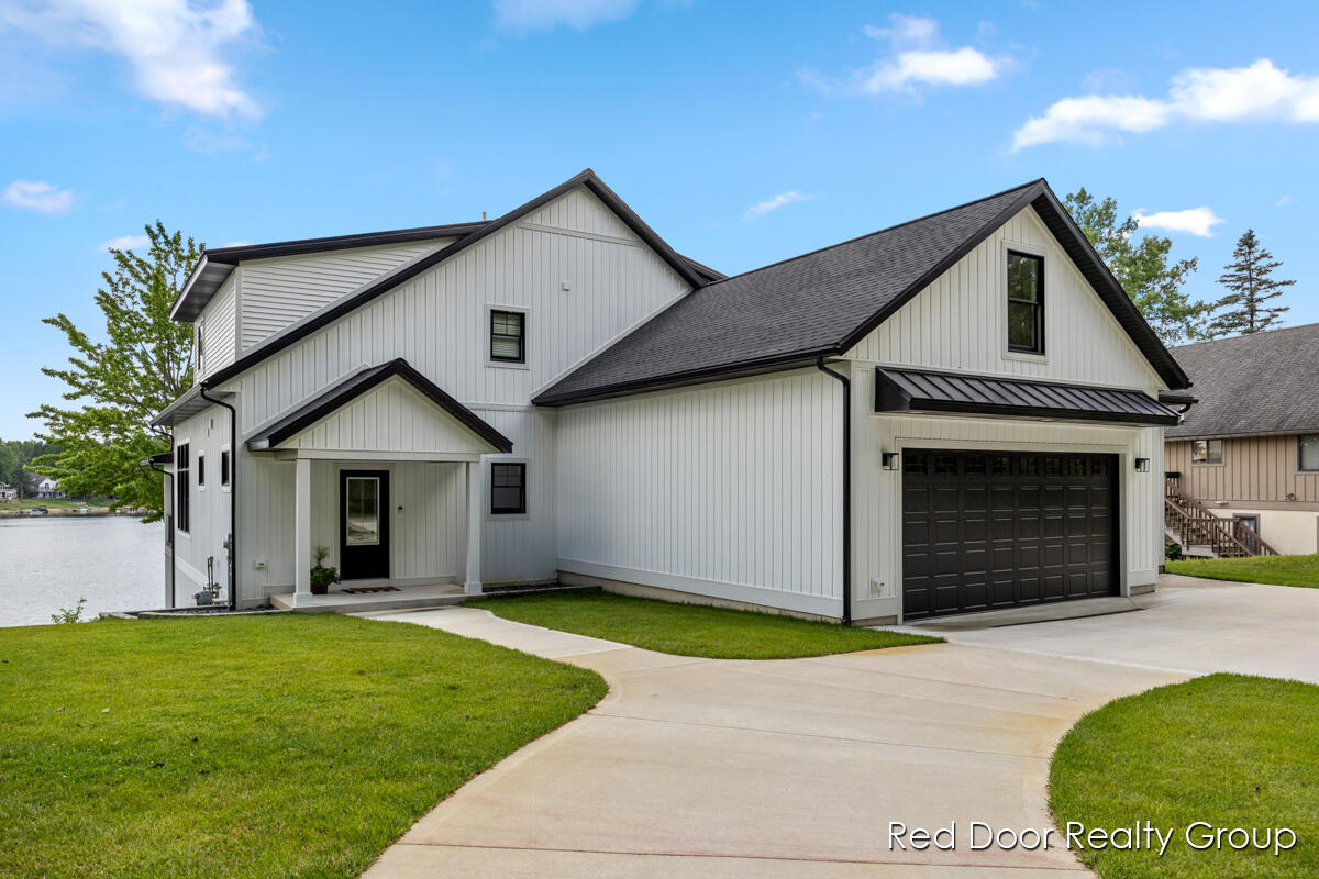 7956 Island Court